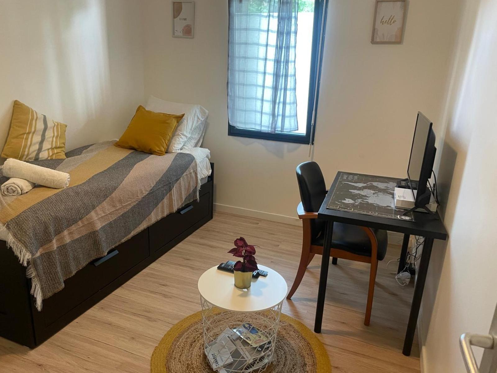 Chambre Privee Proche Stade De France Et Paris Dans Appartement Partage ピエールフィット・シュル・セーヌ エクステリア 写真